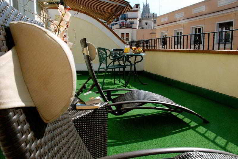 Hotel Carlos V Madri Exterior foto